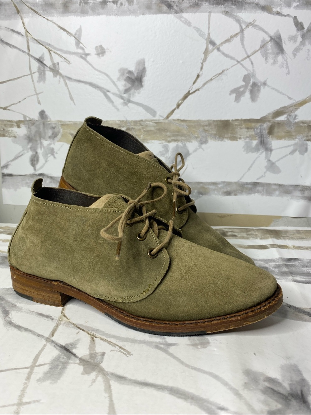 Vintage Shoe Company Ankle Boots Size 6 1/2 Suede Elida Green